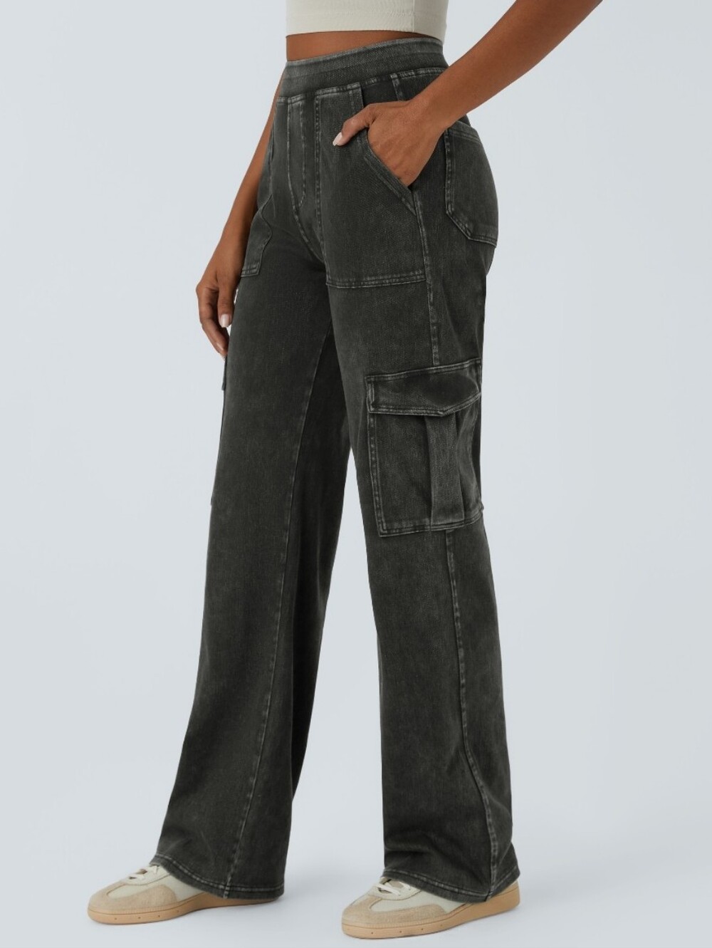 Halara Flex Mid Rise Pockets Straight Leg Casual Cargo Jeans - NWT